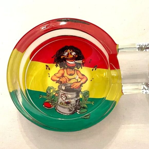 Cannabis Leaf design Ashtray Cartoon figure 3 1/2 wide 1/2" thick Glass colorful - Picture 1 of 4